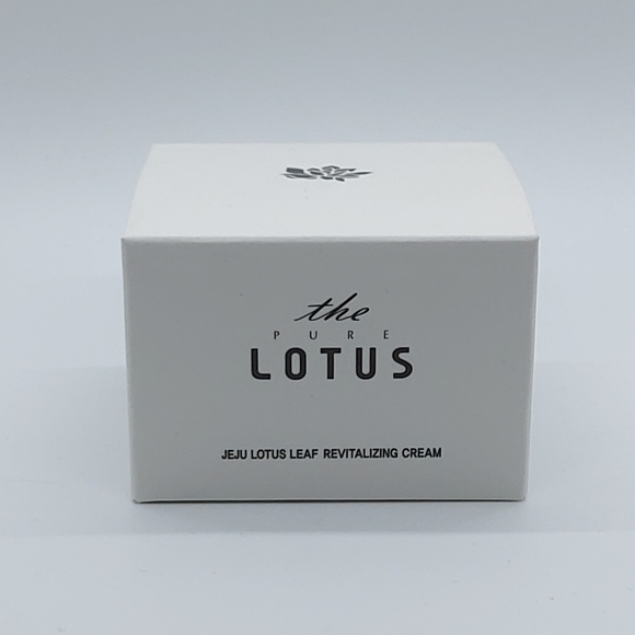 THE PURE LOTUS Jeju Lotus Leaf Revitalizing Cream - 50ml - Picture 3 of 6